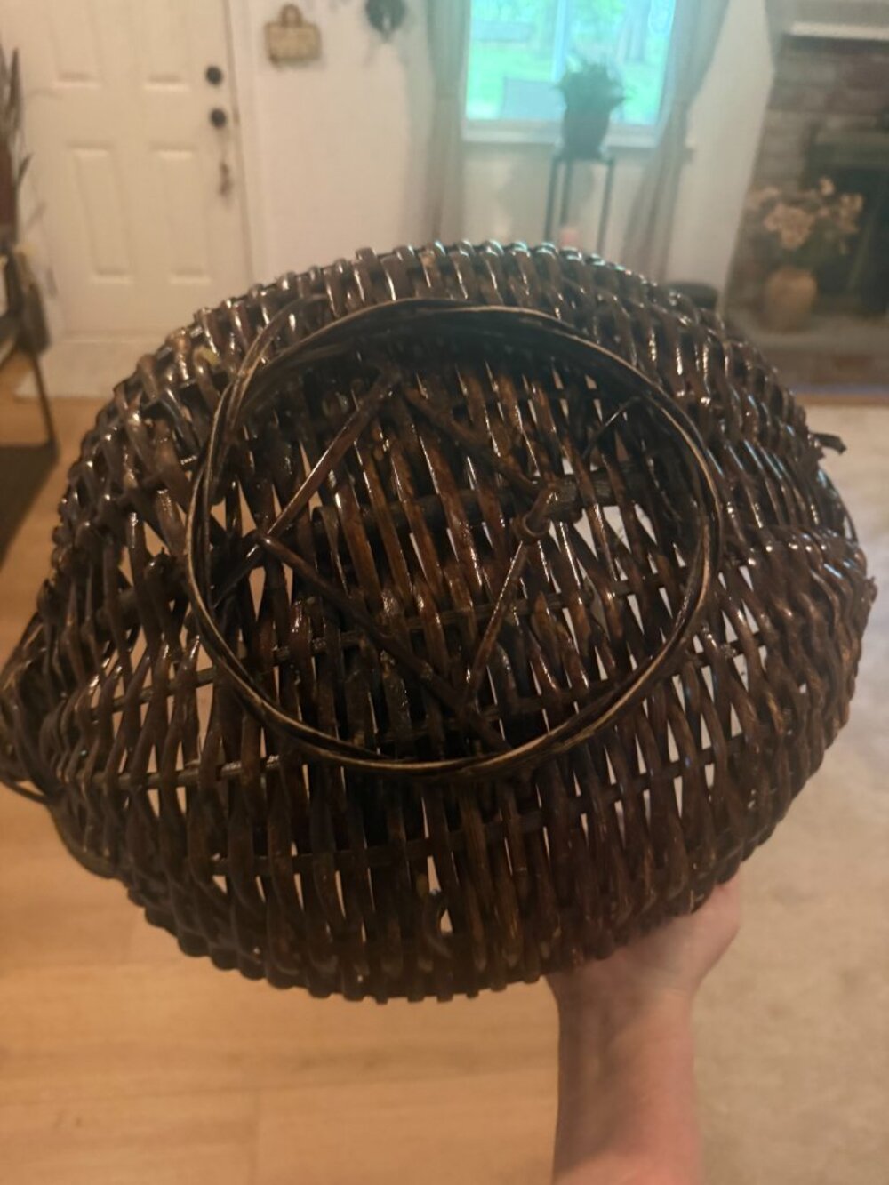 Vintage Boho Rustic Harvesting Gathering Basket Twisted Vine Handle Woven Wicker - Picture 3 of 8